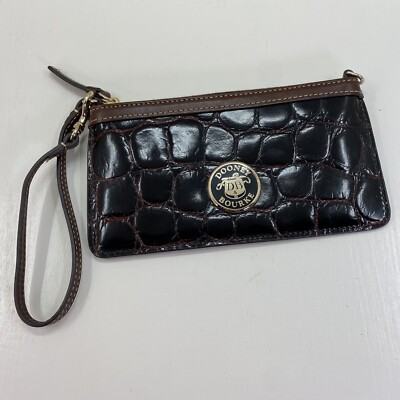 Dooney & Bourke Women's Slim Wristlet Small Handbag Tmoro Brown Changeable Strap