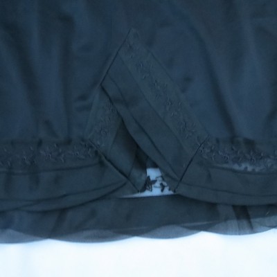 Vintage Women's Slip LORRAINE Sheer Floral Trimmed BLACK Size Medium