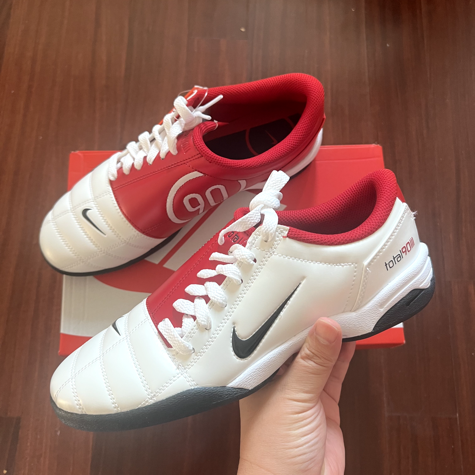 Nike Total 90 SP Mens Indoor Soccer Shoes White Gym Red