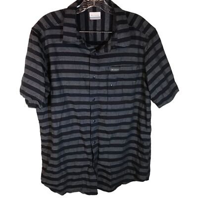 Columbia men s short sleeve snap front shirt Navy blue striped size L