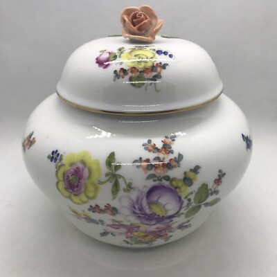 Herend Hungary Rose Finial Handpainted Porcelain 6091/BHR 112 Tea Ginger Jar