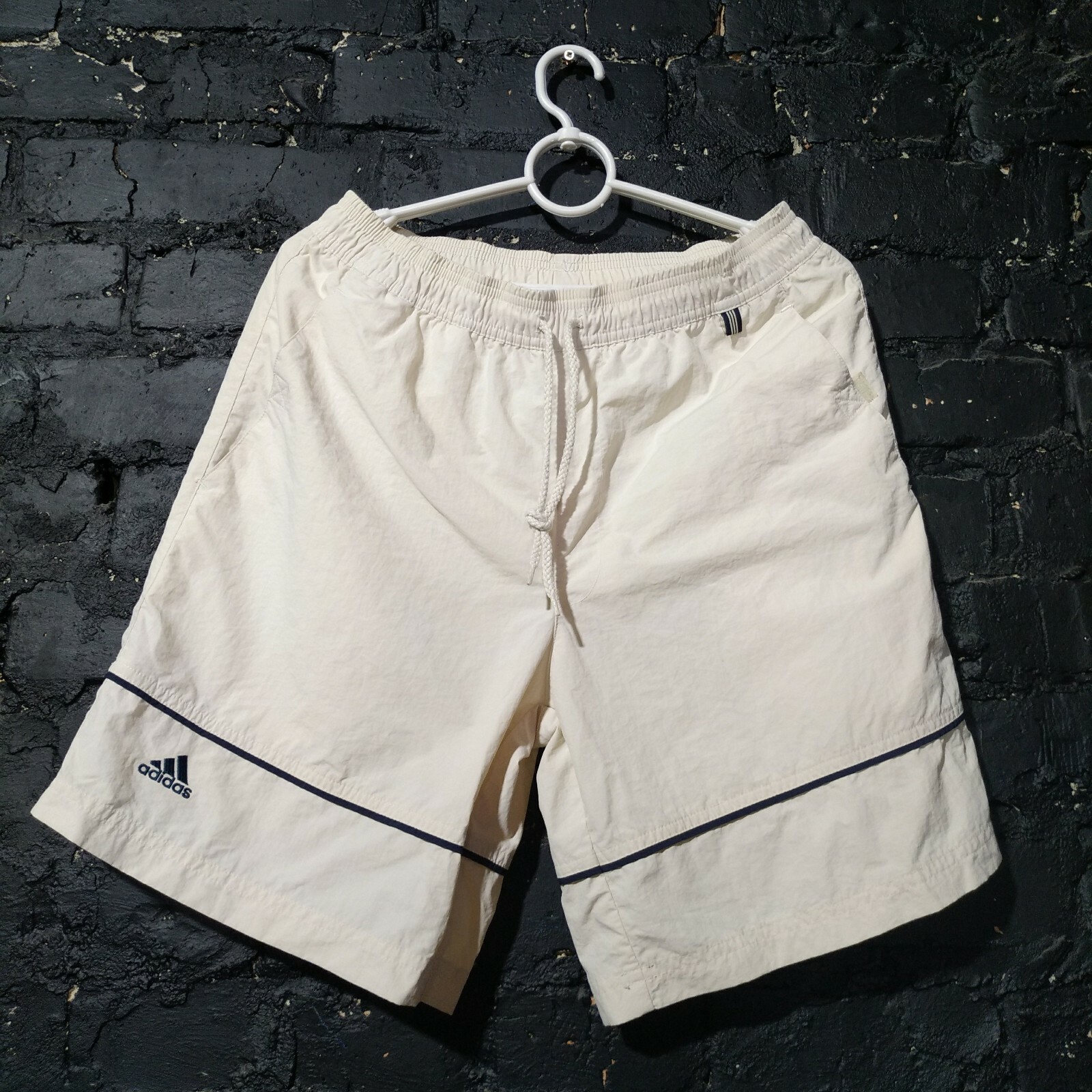Classic Shorts（beige） Divinity Classic Shorts Beige – Divinity Clothing