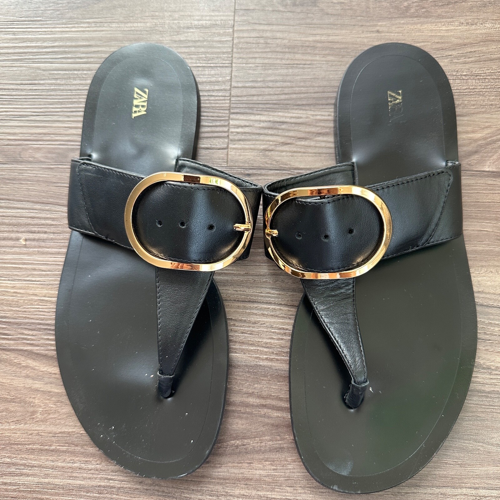 安心★関税込み★ZARA★FLAT LEATHER CAGE SANDALS FLAT LEATHER CAGE SANDALS - White | ZARA Spain