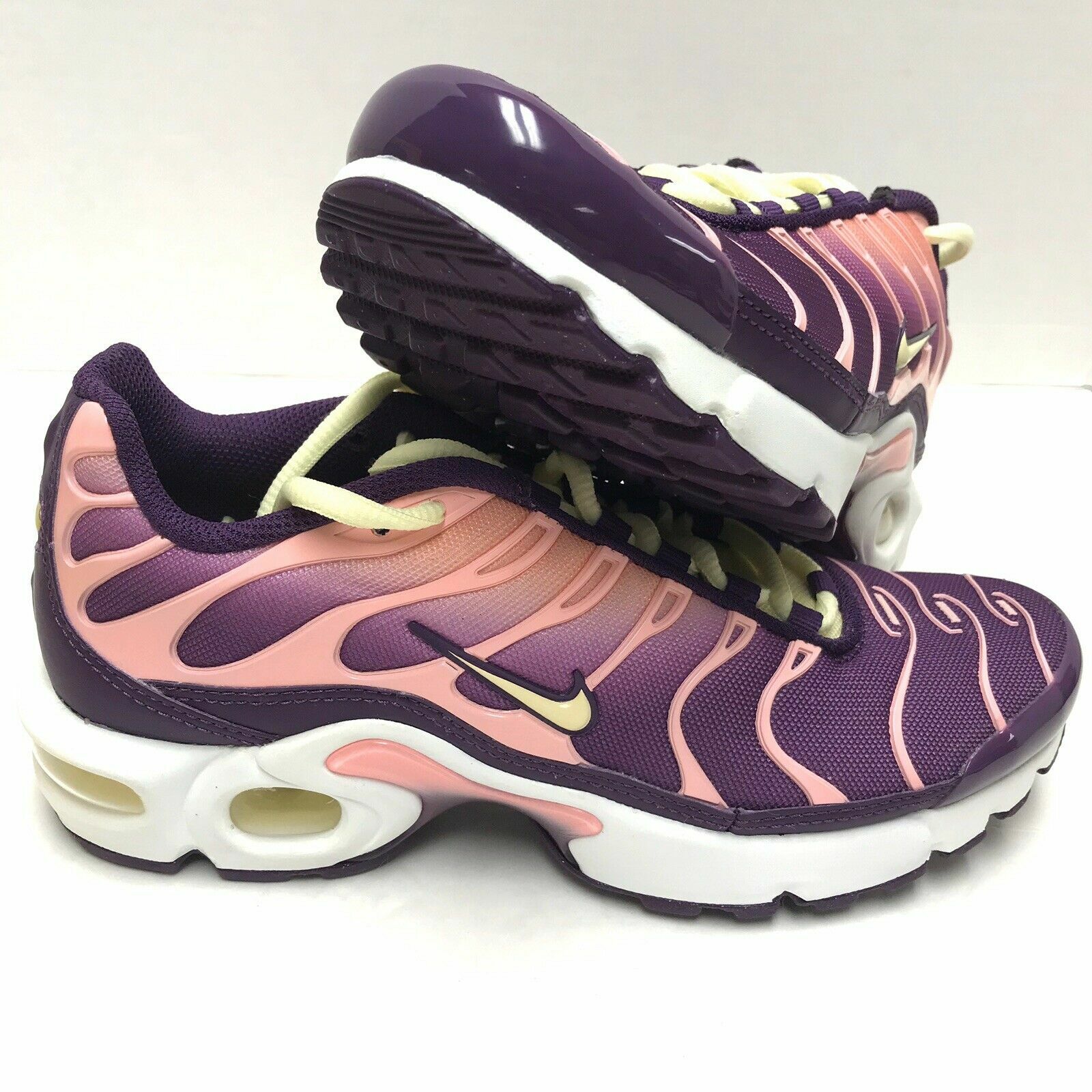 nike air max plus purple and pink