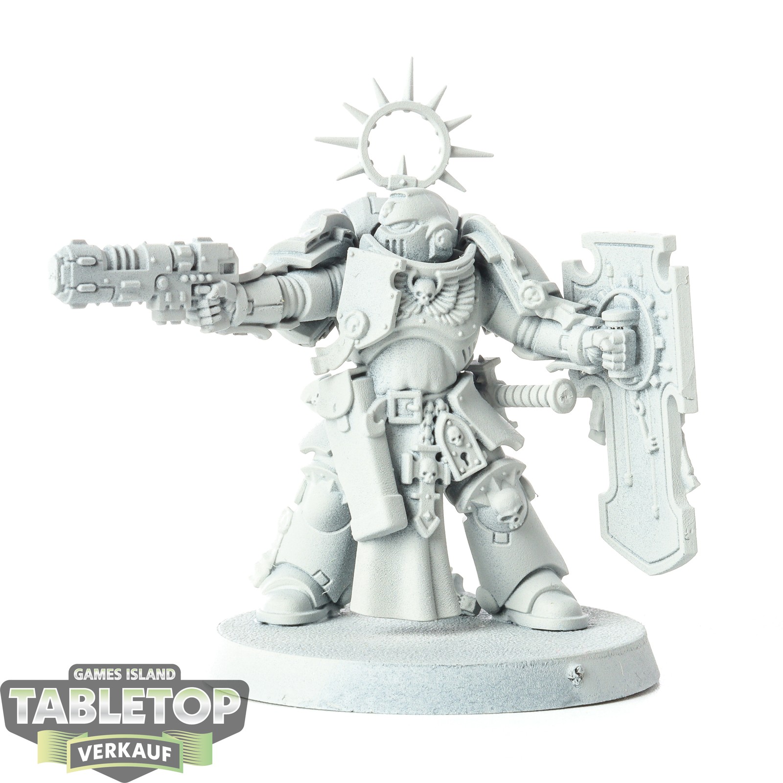 Space Marines - Lieutenant with Storm Shield - grundiert