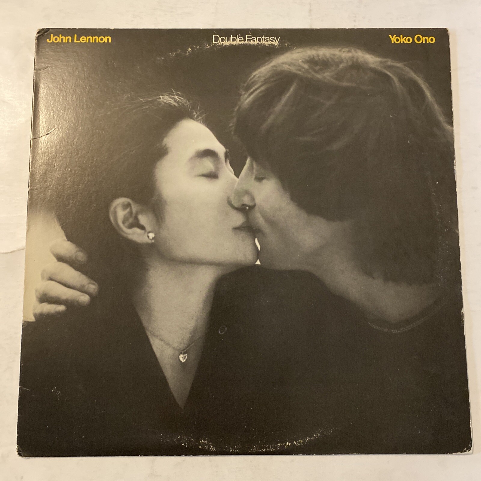 John lennon double fantasy. John lennon 1980 double fantasy vinyl. John lennon double fantasy 1980. Йоко оно и джон леннон билл берн. Double fantasy йоко оно.