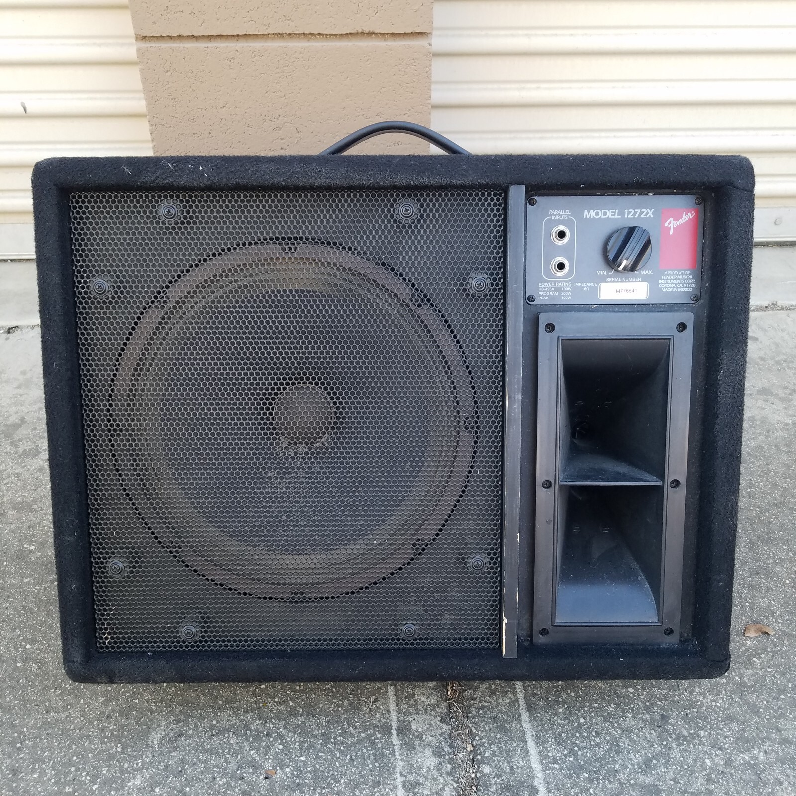 FenderPlayerStratocaster 美品 Fender Model 1272X Stage Monitor Wedge 12