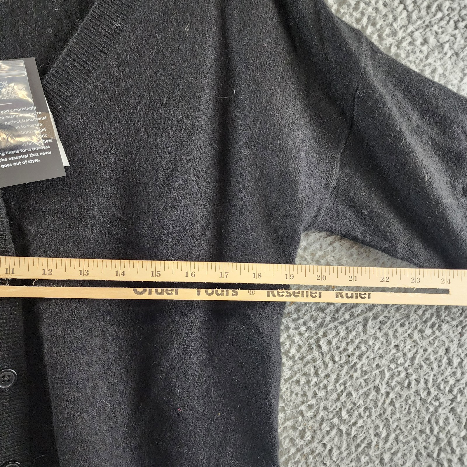 C by Bloomingdale's Cashmere V-Neck Cardigan Women's S Black Button Front L/S - Picture 8 of 13