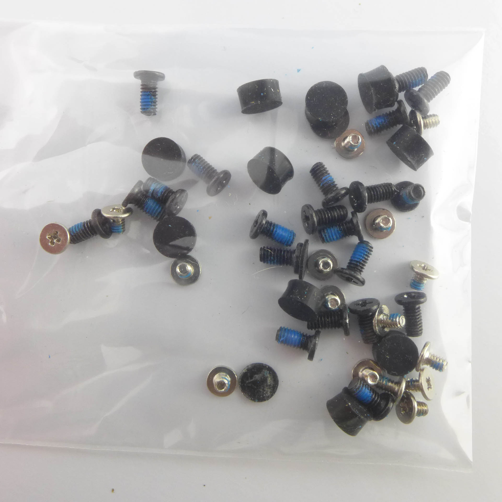 ORIGINAL Medion Akoya E4214 MD99570 Schrauben Satz    screw set ✅