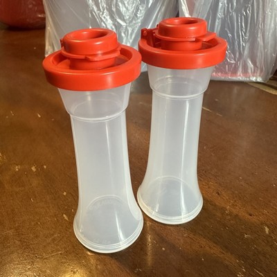 Tupperware Mini Salt/Pepper Shakers Hourglass Kitchen Tools Gadgets Serveware