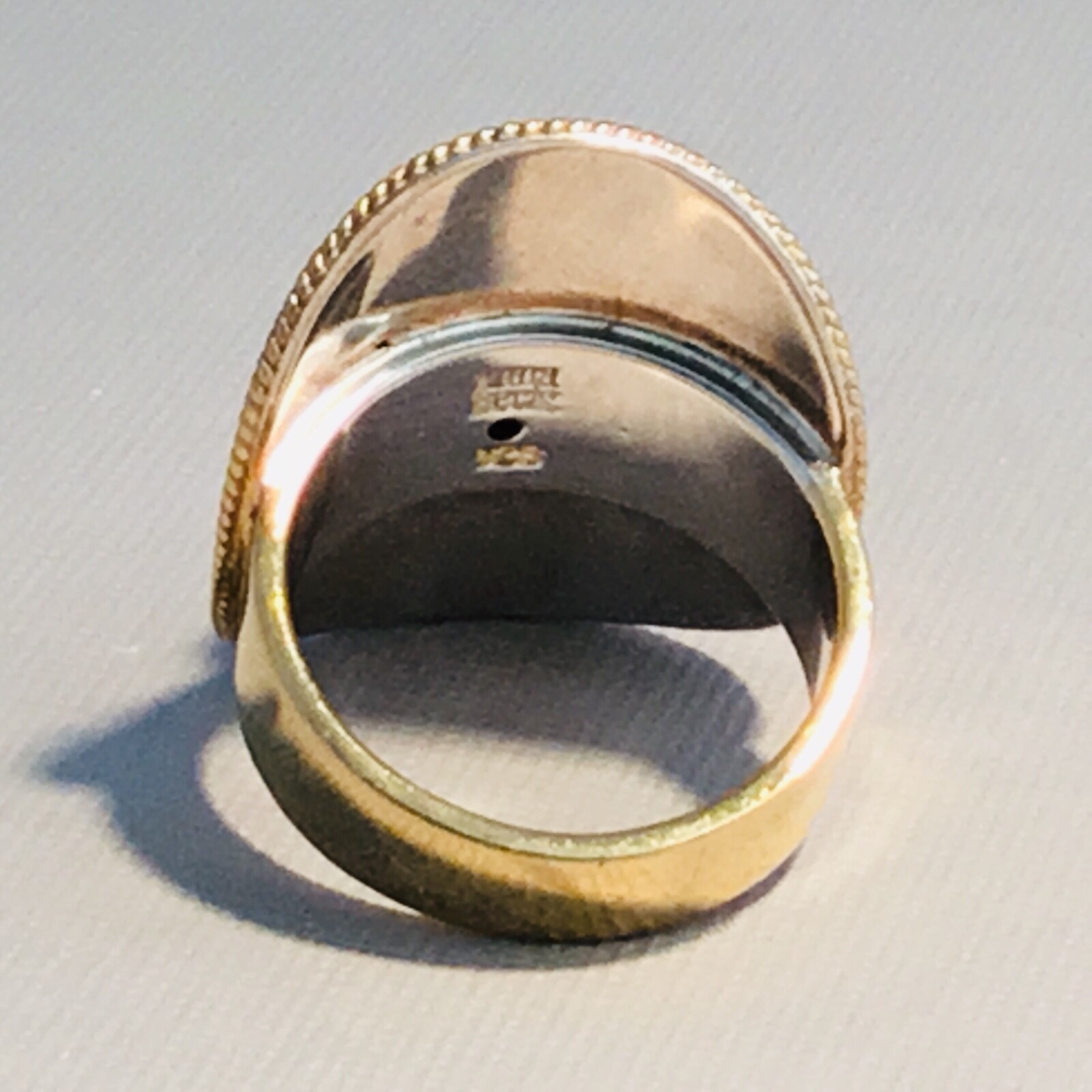 Pre-owned Anna Beck Gold Vermeil / Sterling Silver 8 Mm Pearl Shield Ring Size 9