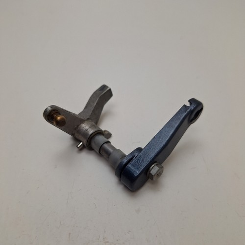 1990 Yamaha 30HP Outboard Motor Throttle Control Shaft Lever 1990 Yamaha 30HP Outboard Motor Throttle Control Shaft Lever