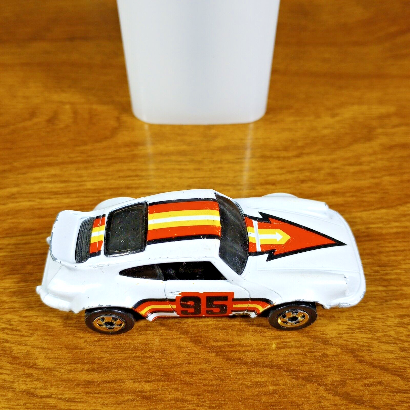 Vintage Hot Wheels Porsche P-911 Turbo White Gold BW