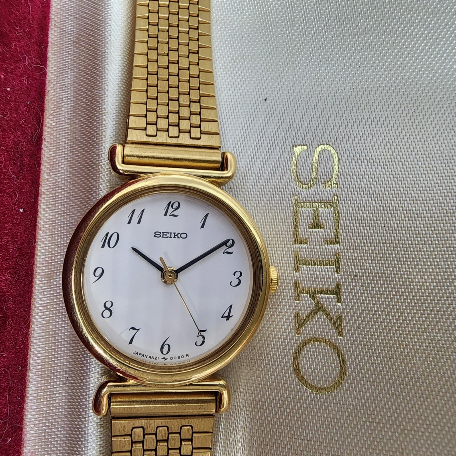 Seiko Watch Women 22mm White Dial Gold Tone Round 4n21-0052 New