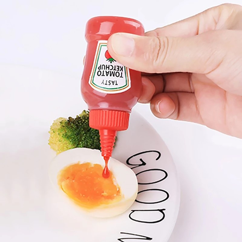 2x Mini Tomato Ketchup Bottle Portable Sauce Salad Dressing Squeeze Bottle