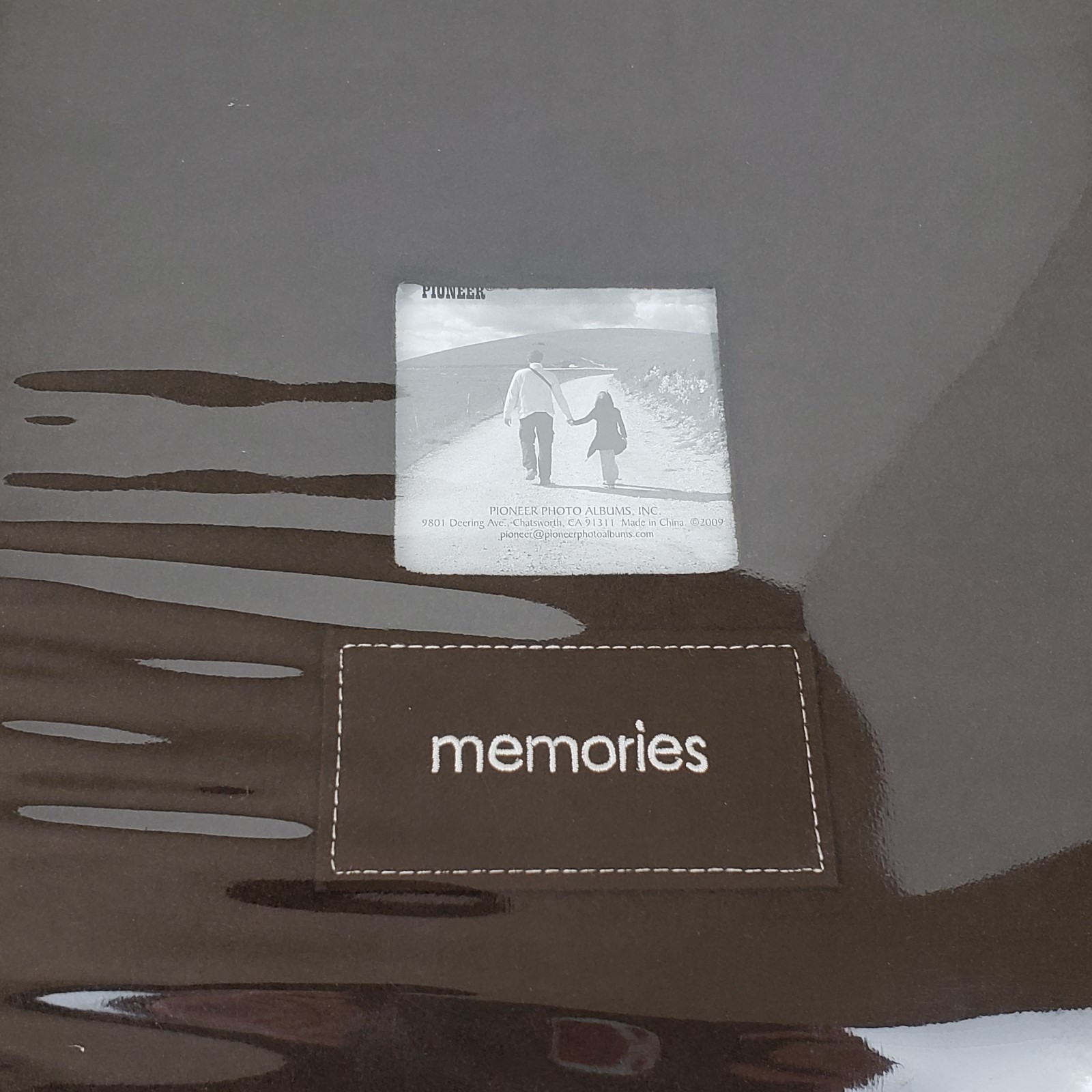 Pioneer 12x12 Memories Family Scrapbook Faux Suede W/Cover Includes 20 Pages