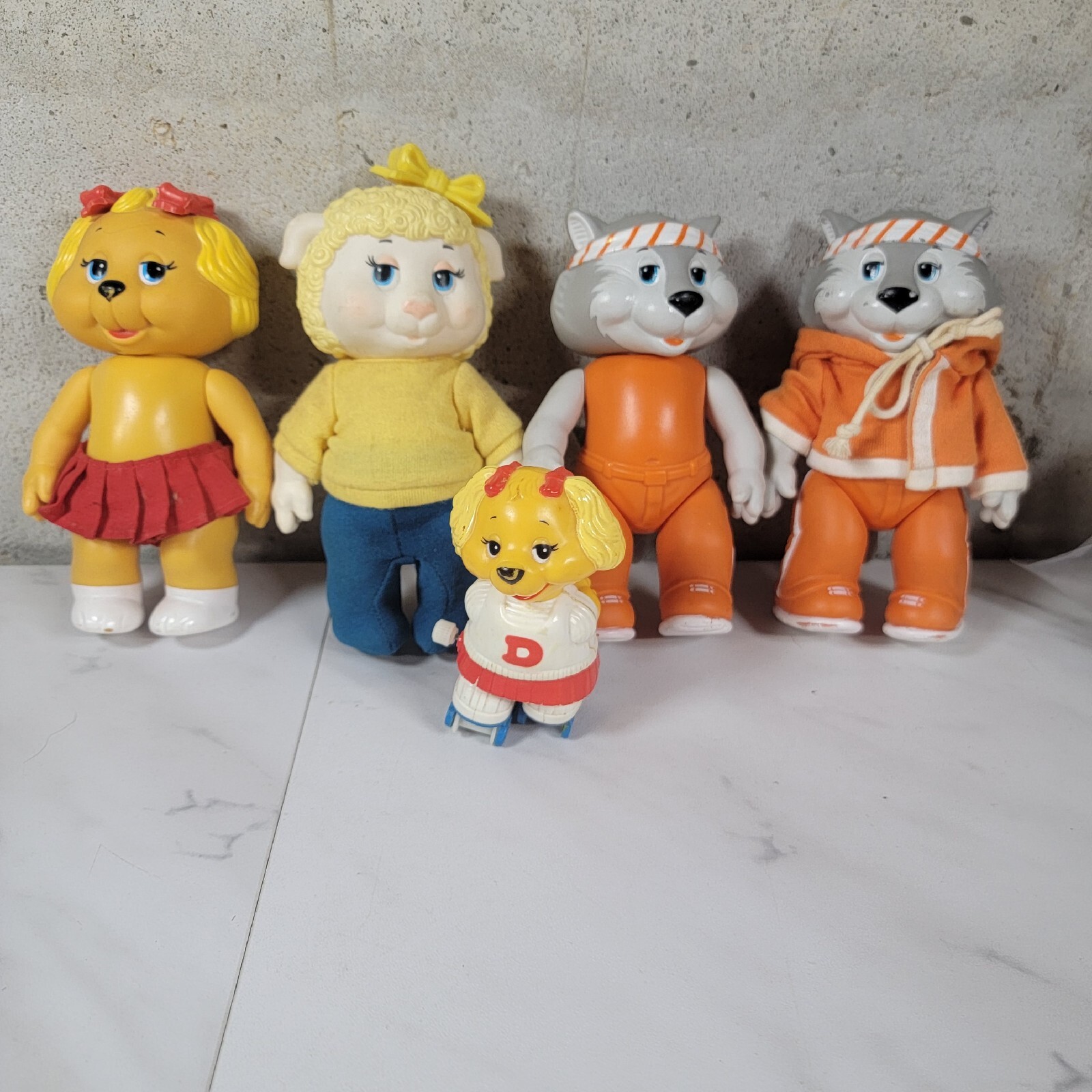Vintage 1984 lot of 5 Get Along Gang Tomy Hong Kong 5.5" figures 