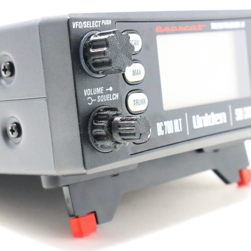 Upgrade Kit for Uniden BC 780 XLT New Knobs and Feet (Scanner Not