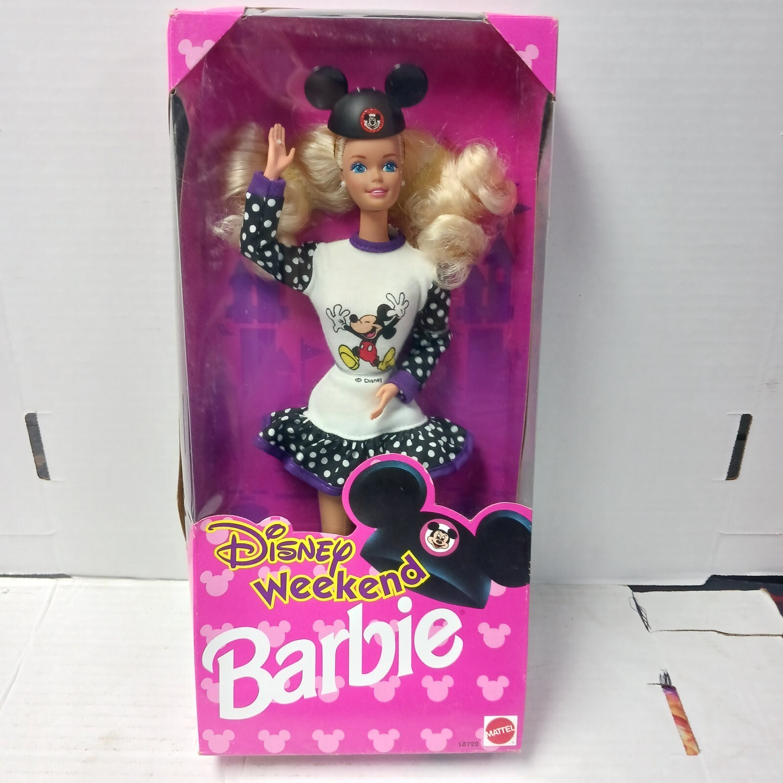Barbie 1993 Disney Weekend Barbie 10722 Mint Box Sealed and