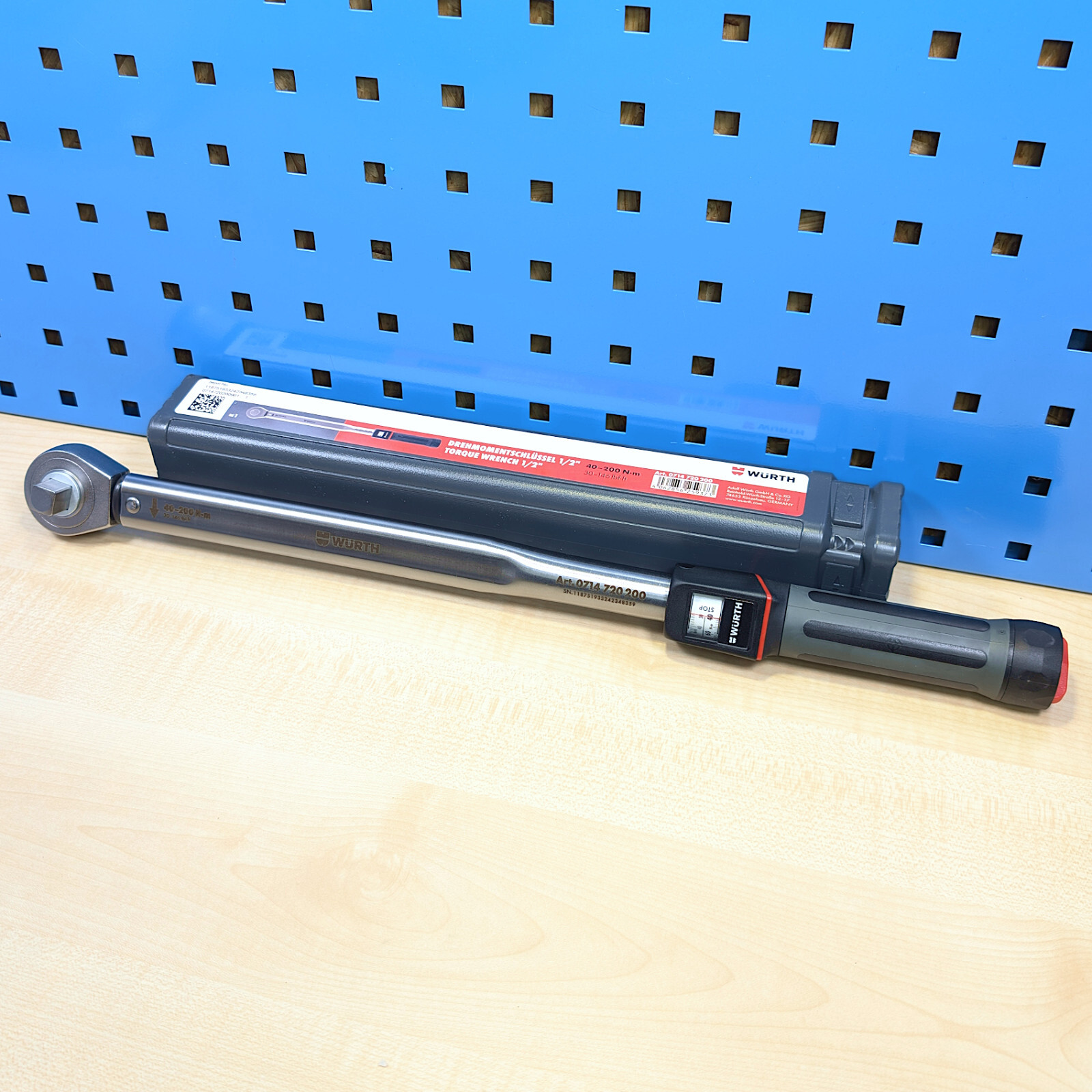 WURTH 1/2 トルクレンチ　40〜200Nm TORQUE WRENCH-1/2IN-(40-200NM)(29-147 FTLB) 714.7123