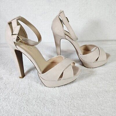 Venus High Heel Shoes Sandals Womens 7 Nude Strappy Platform Open Toe New in Box