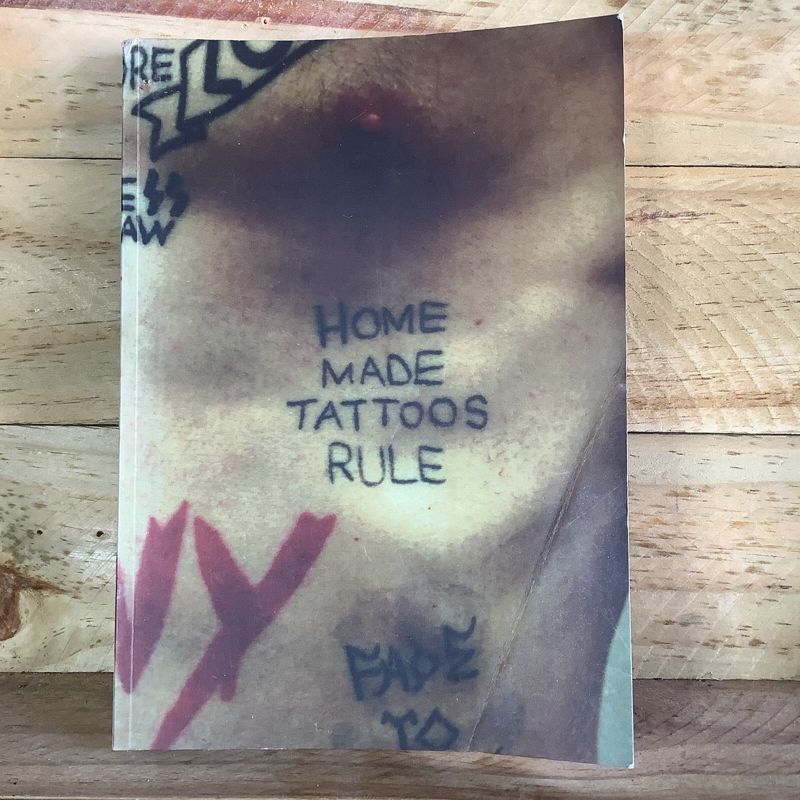 洋書  MADE TATTOOS RULE Thomas Jeppe Home Made Tattoos Rule - Thomas K. Jeppe – Highgate Continental