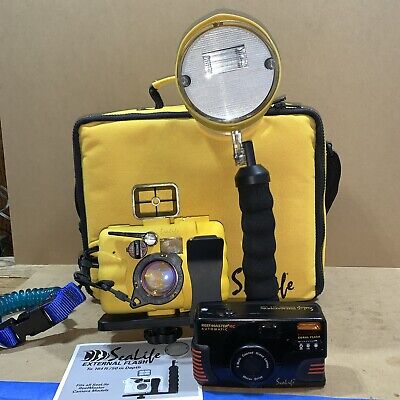 SeaLife Camera Kit With Camera, Enclosure, Flash And Case WORKS!!