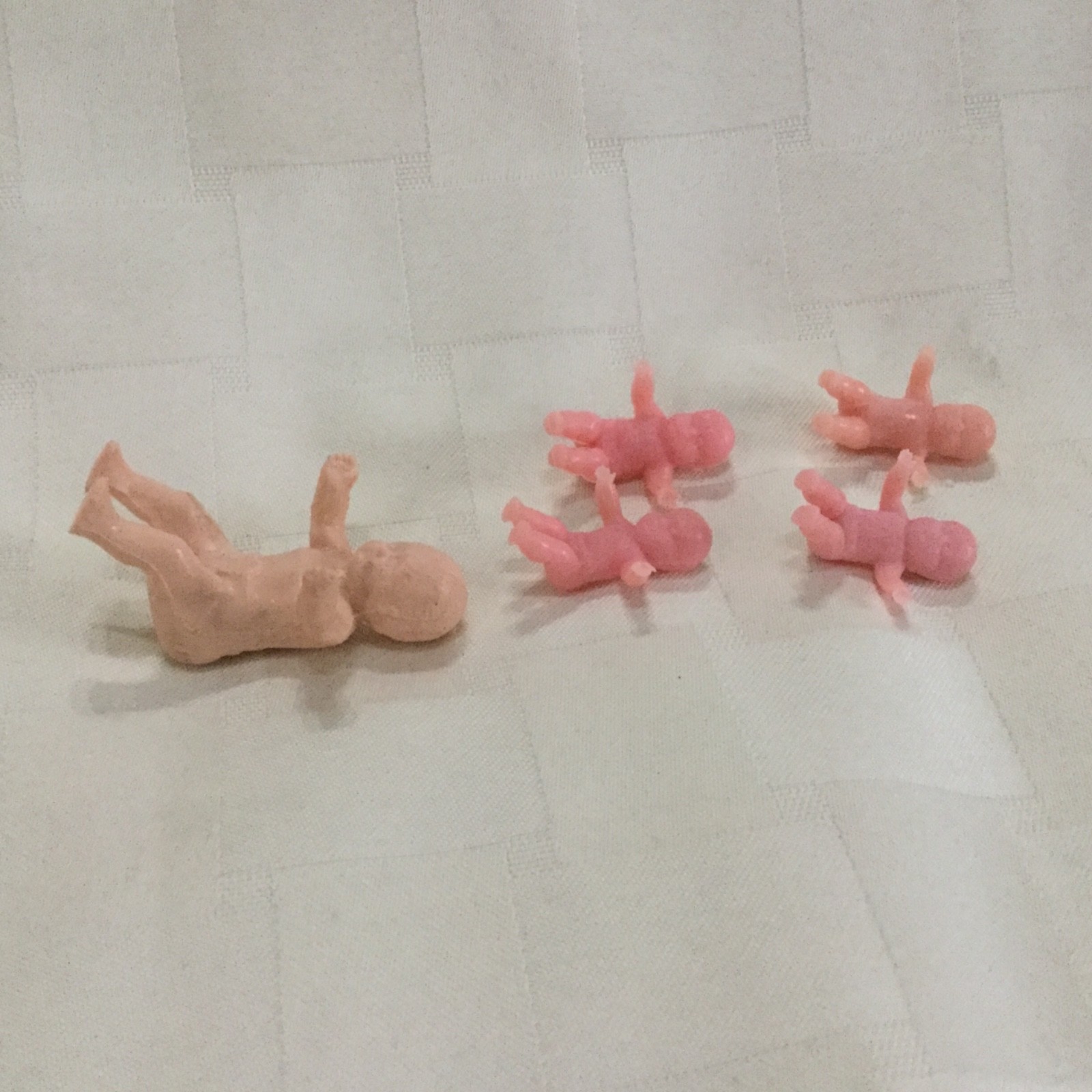 Vintage BEST Hard Plastic Diapered Baby Doll, USA Plus 4 Small Babies, G2