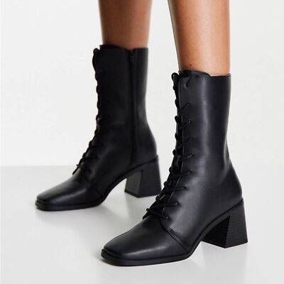ミッコ Monki- Black Elma Lace Up Vegan Leather Heeled Boots- Sz. 39