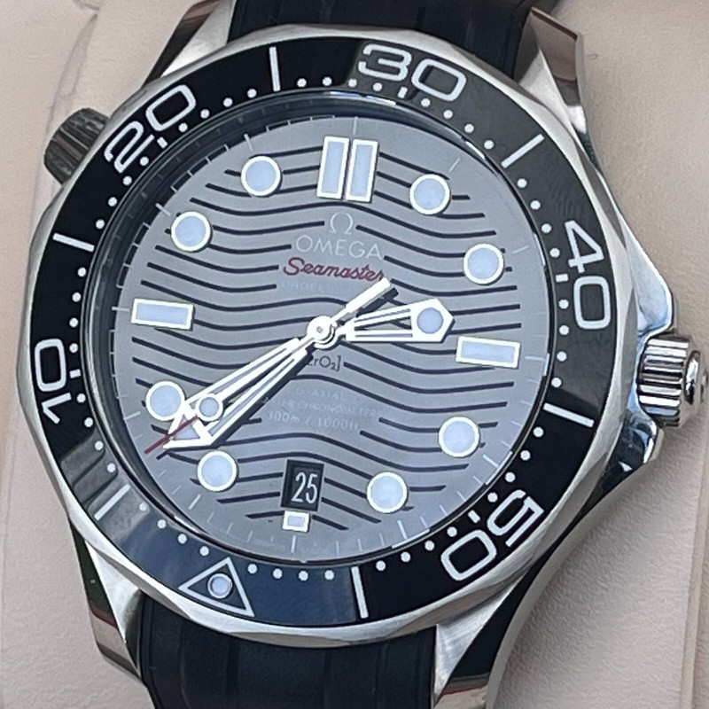 2022 Omega Seamaster 300m Diver @vladaa.watches 210.32.42.20.02.001 B+P