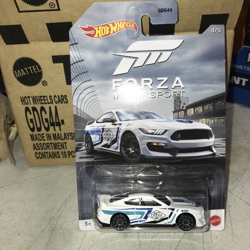 Hot Wheels White Ford Shelby GT 350 HW Forza Motorsport 4/5