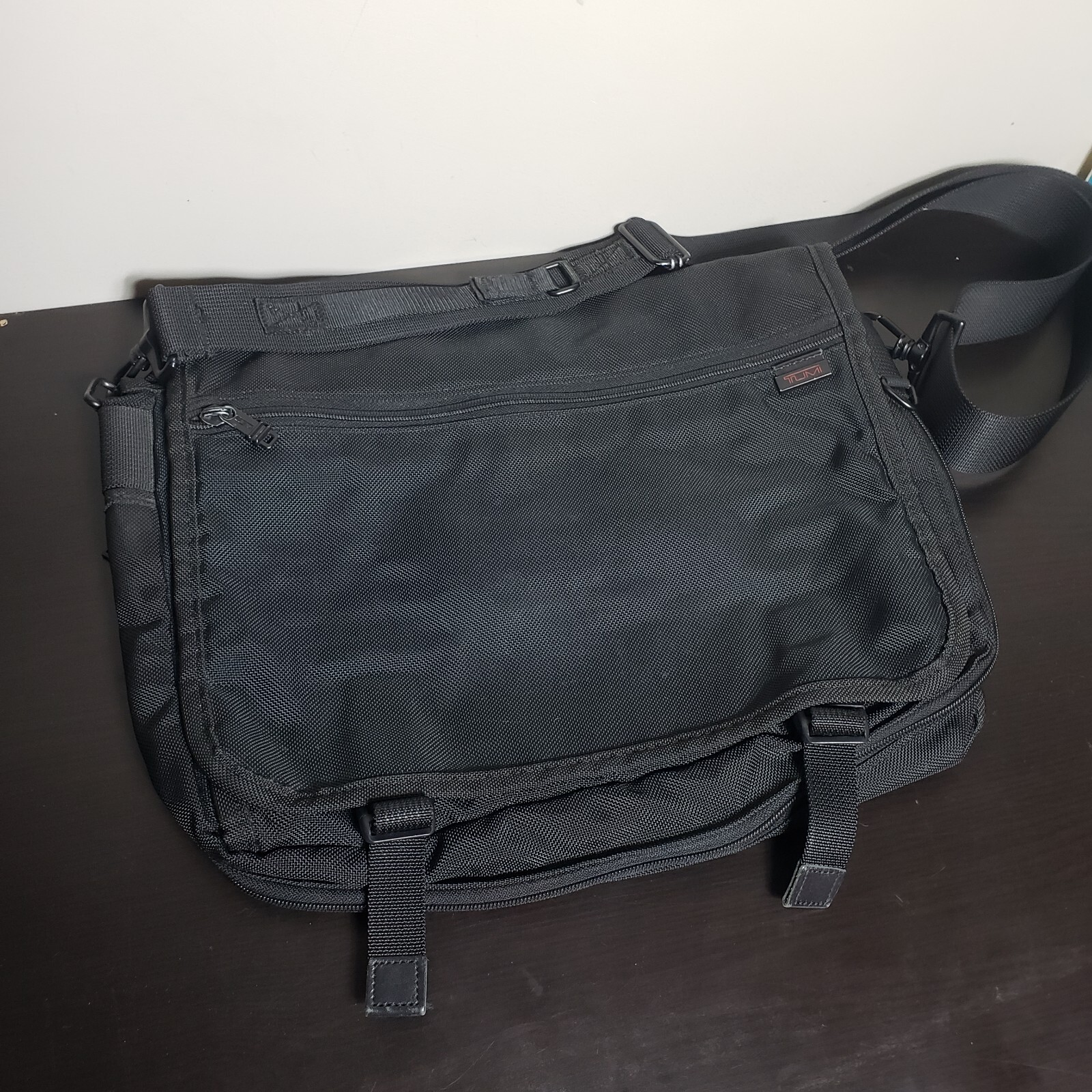 TUMI Shoulder Bag Black Casual Outdoor 2652D3 Messenger Bag TUMI Shoulder Bag Black Casual Outdoor 2652D3 Messenger Bag