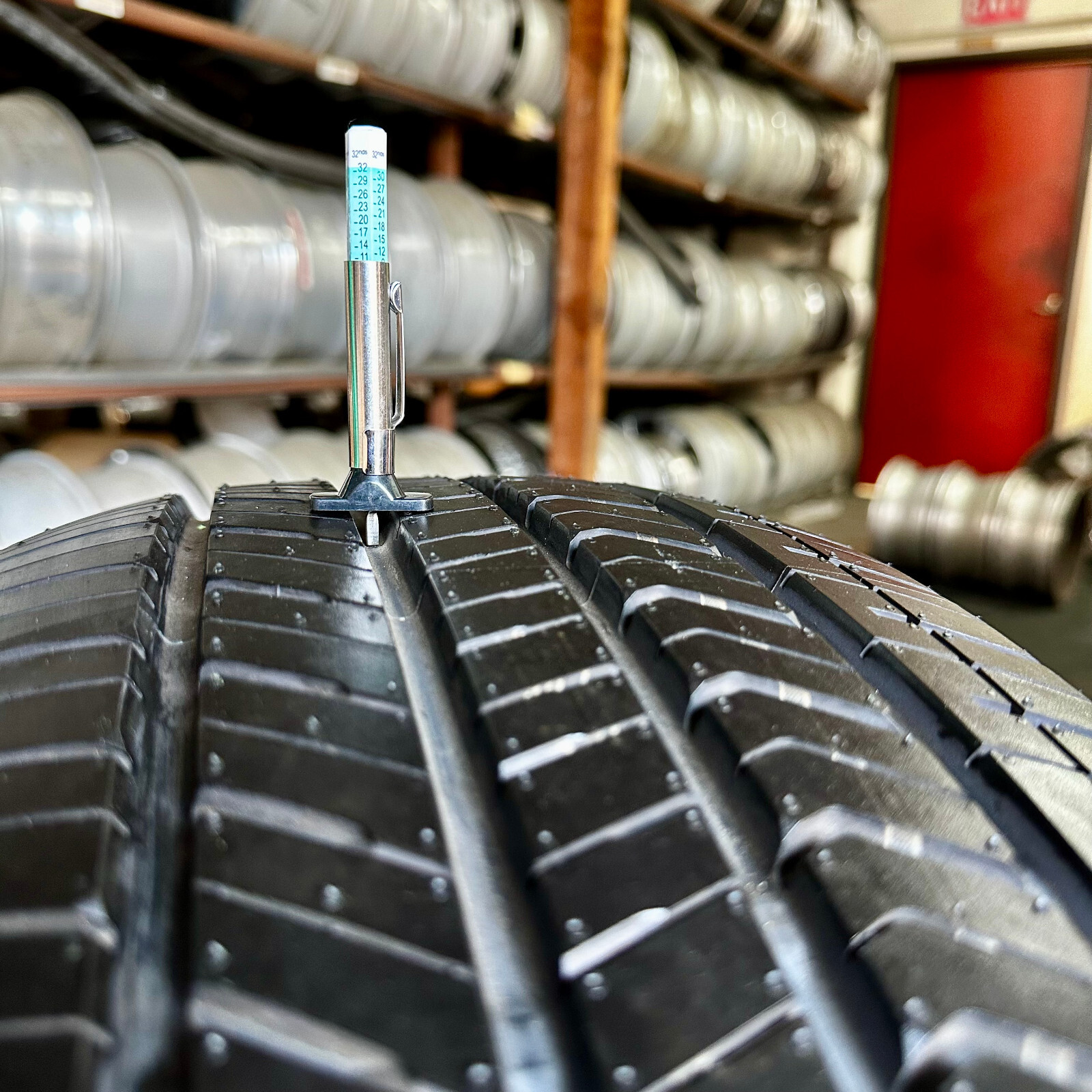 265/60R20 112H Yokohama Geolandar X-CV G057 | 32.5 | SUV