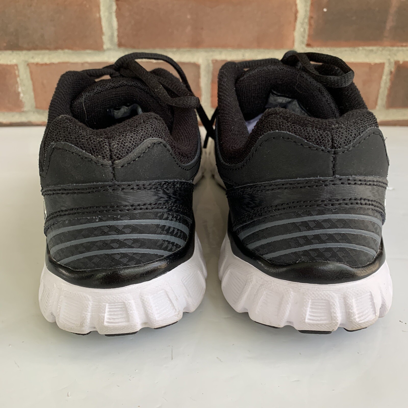 fila memory foam black