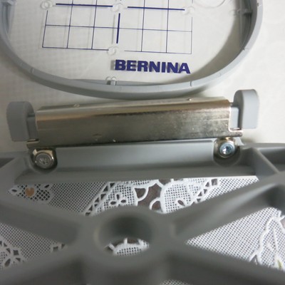 Bernina 165 170 180 Small 40mm x 60mm Embroidery Hoop Frame artista Excellent
