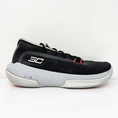 

Баскетбольные кроссовки Under Armour Boys SC 3 Zero 3022117-001, черные, размер 6 лет, Черный, SC 3 Zero