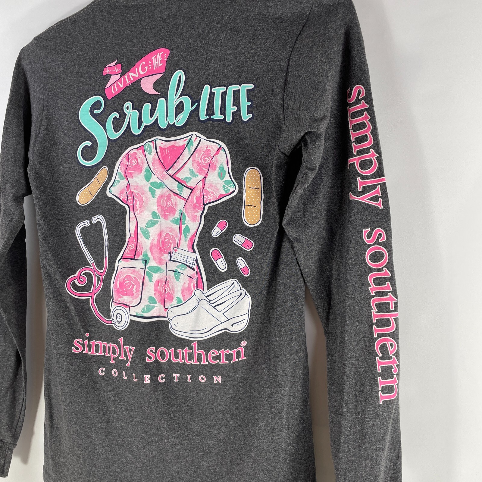 Simply Southern Womens Size Small The Scrub Life Nurse Gray Long Sleeve T  Shirt | eBay