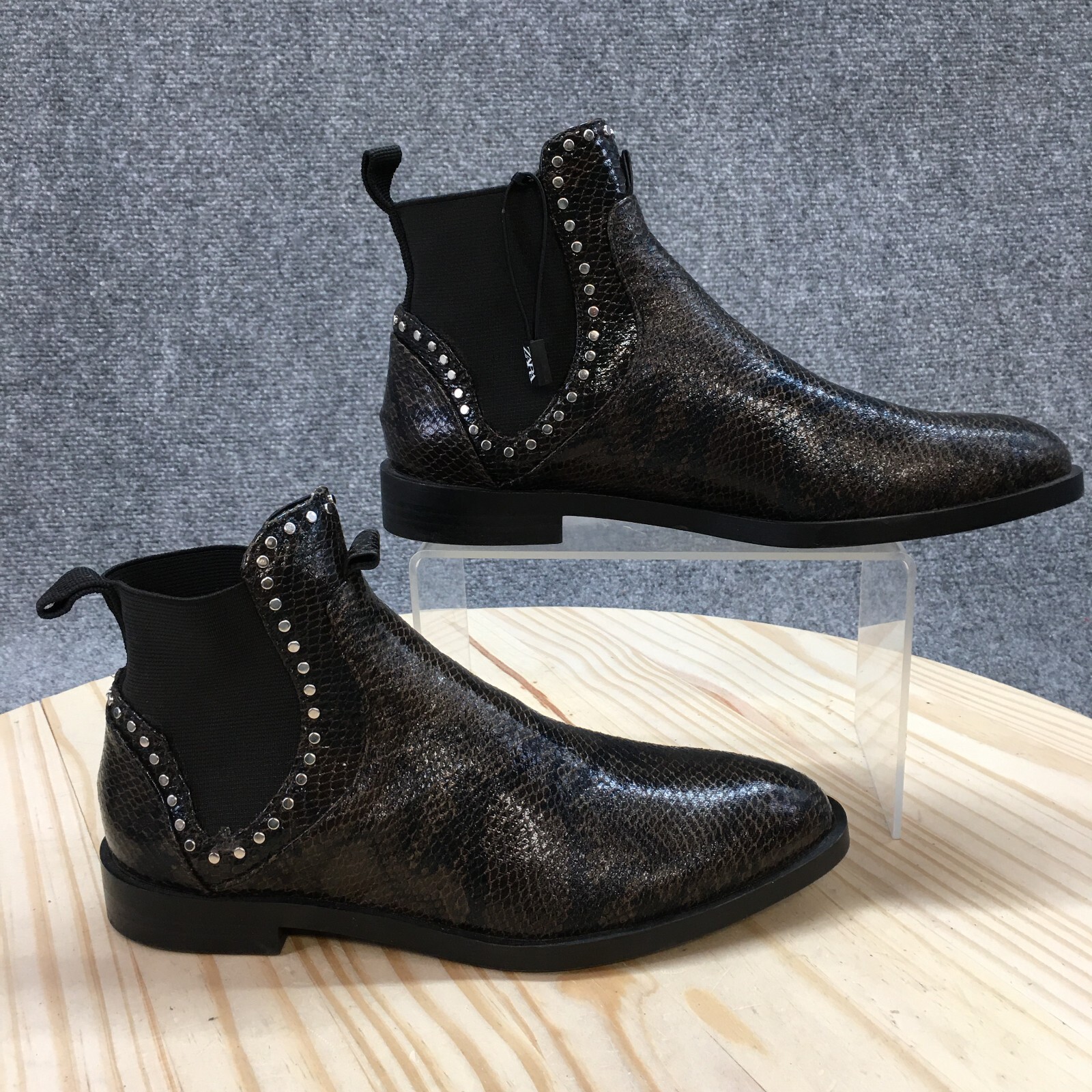 ZARA　ボアブーツ Zara Boots Womens 36 Chelsea Ankle Booties Studded Snakeskin