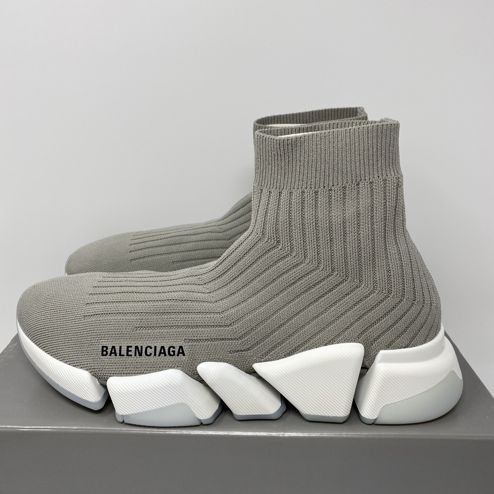 Pre-owned Balenciaga Speed 2.0 Ribbed Women's Sneakers Size 40 Eu / 10 Us Grey White