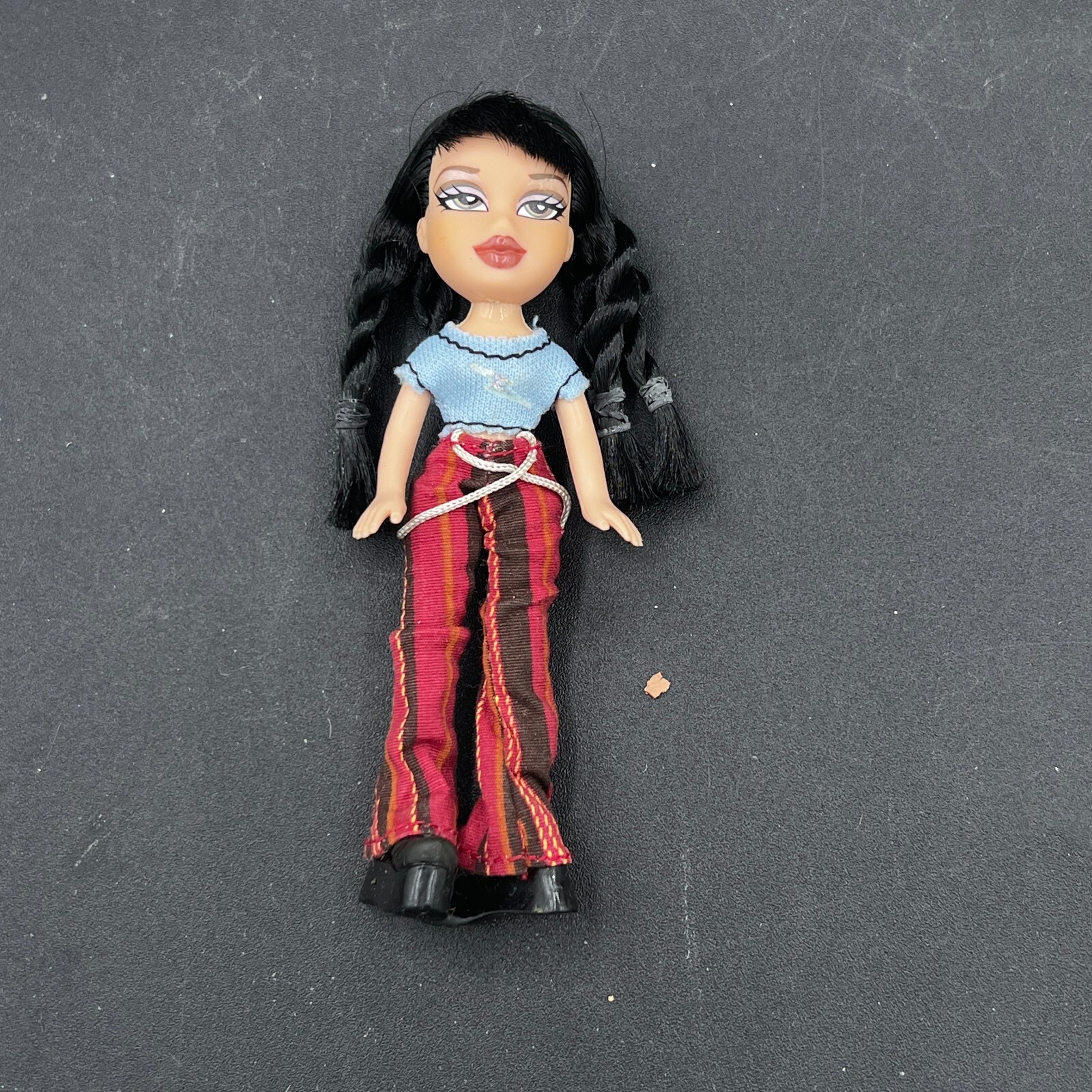 YXNG BRATZニット yxng bratz Bratz x Karol G Collector Doll