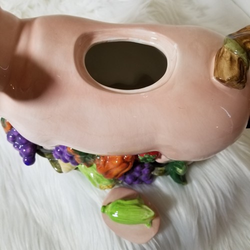 PIG Drink Pitcher Creamer A rare Signature Home Collection Ceramic Fruit/Veggie