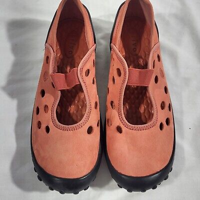 Clarks Privo