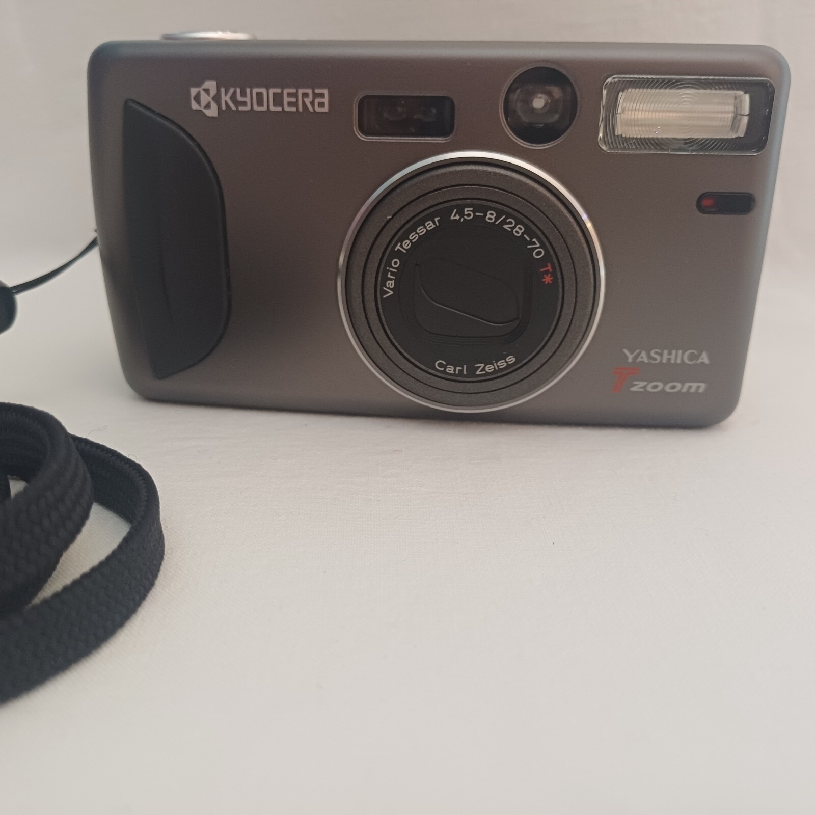 KYOCERA Zoom / Carl Zeiss Vario Tessa 28-70mm F4.5-8 T* 京セラ AF