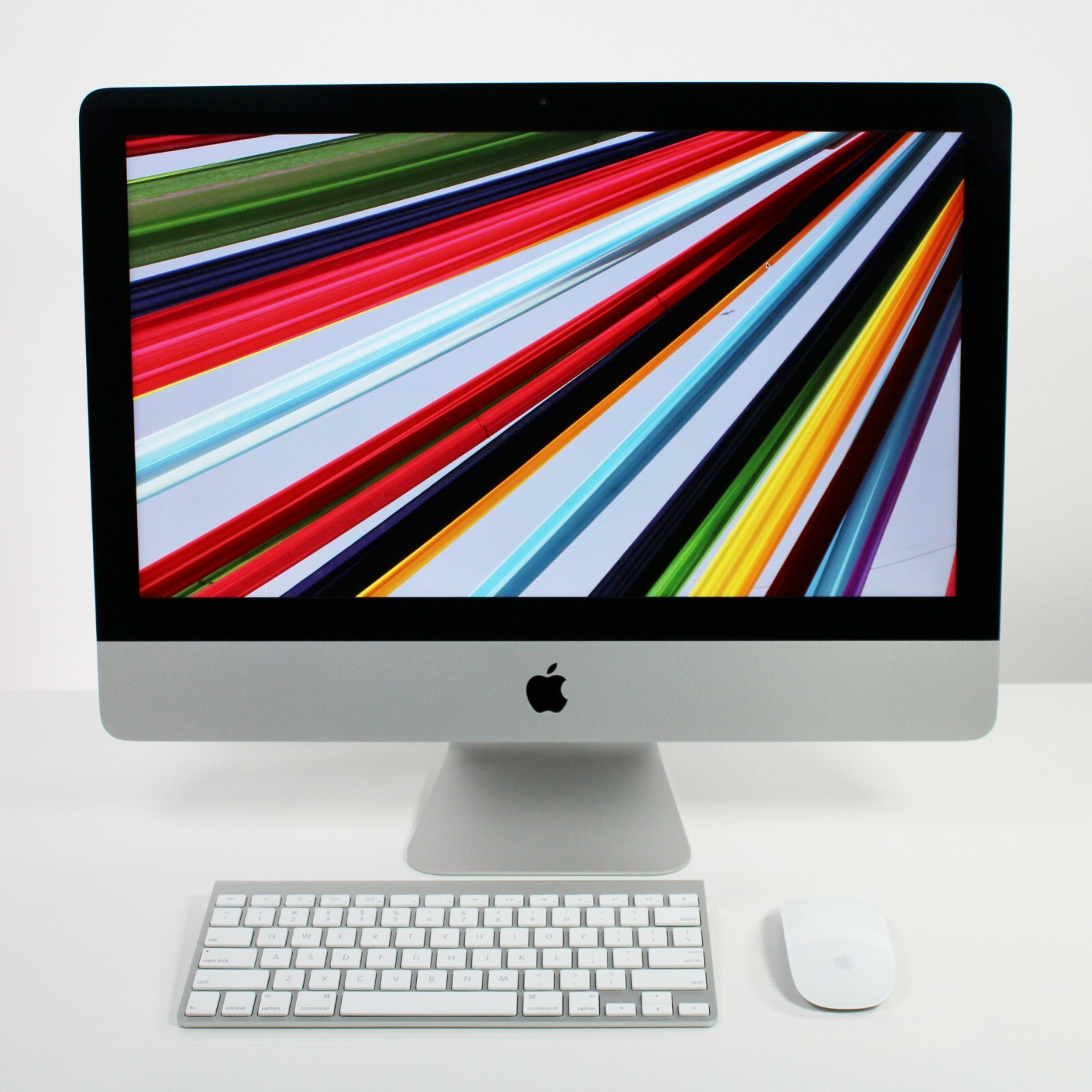 Apple iMac 21.5インチ 2017 8GB 1TB iMac (21.5-inch 2017) 3.6 GHz intel i7 8GB RAM 1TB HDD