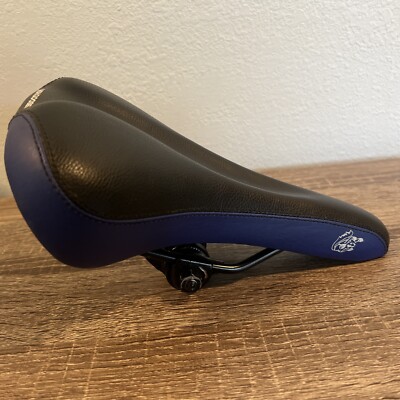 Vintage Mongoose Viscount Saddle Bike Seat  Blue & Black MC001