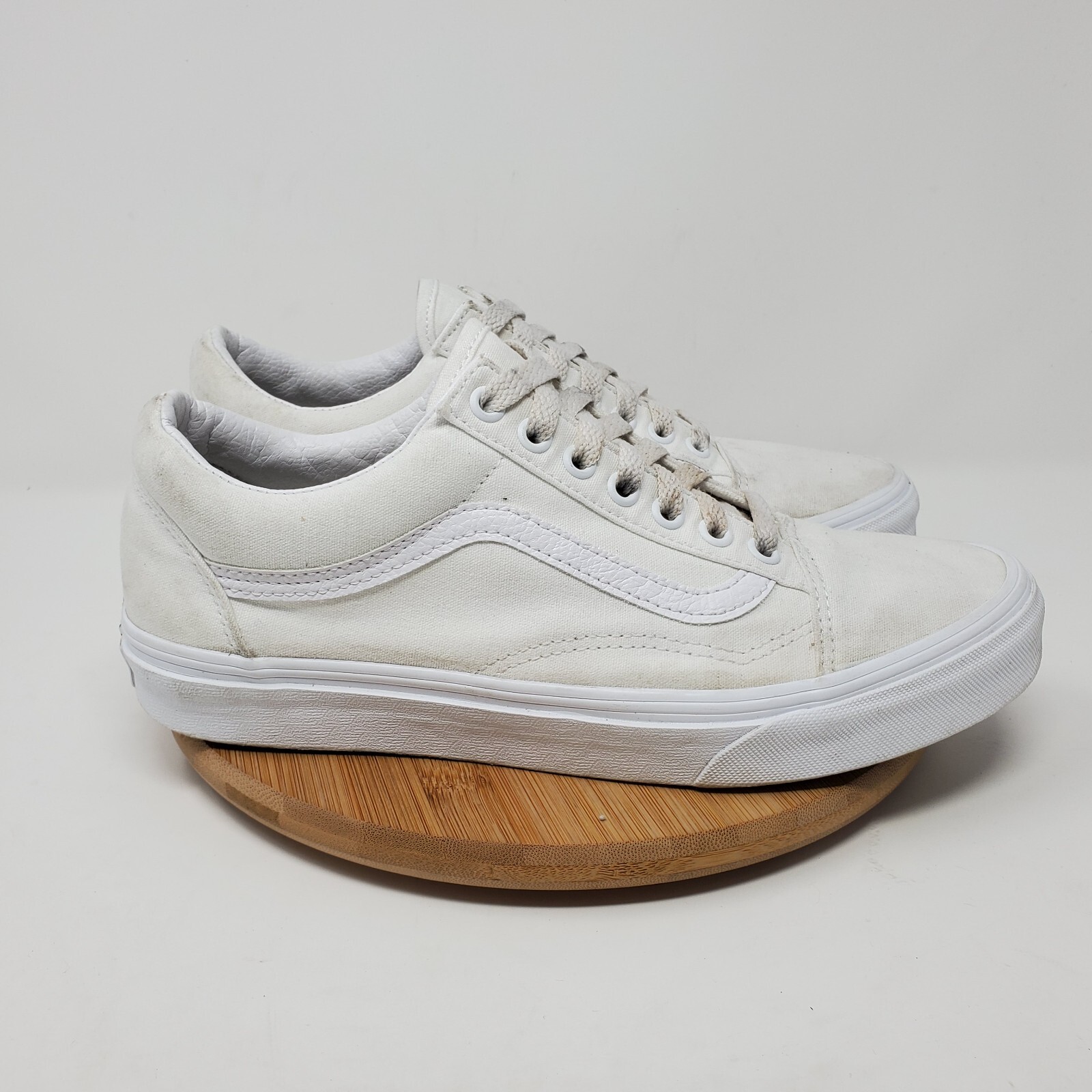 vans of white