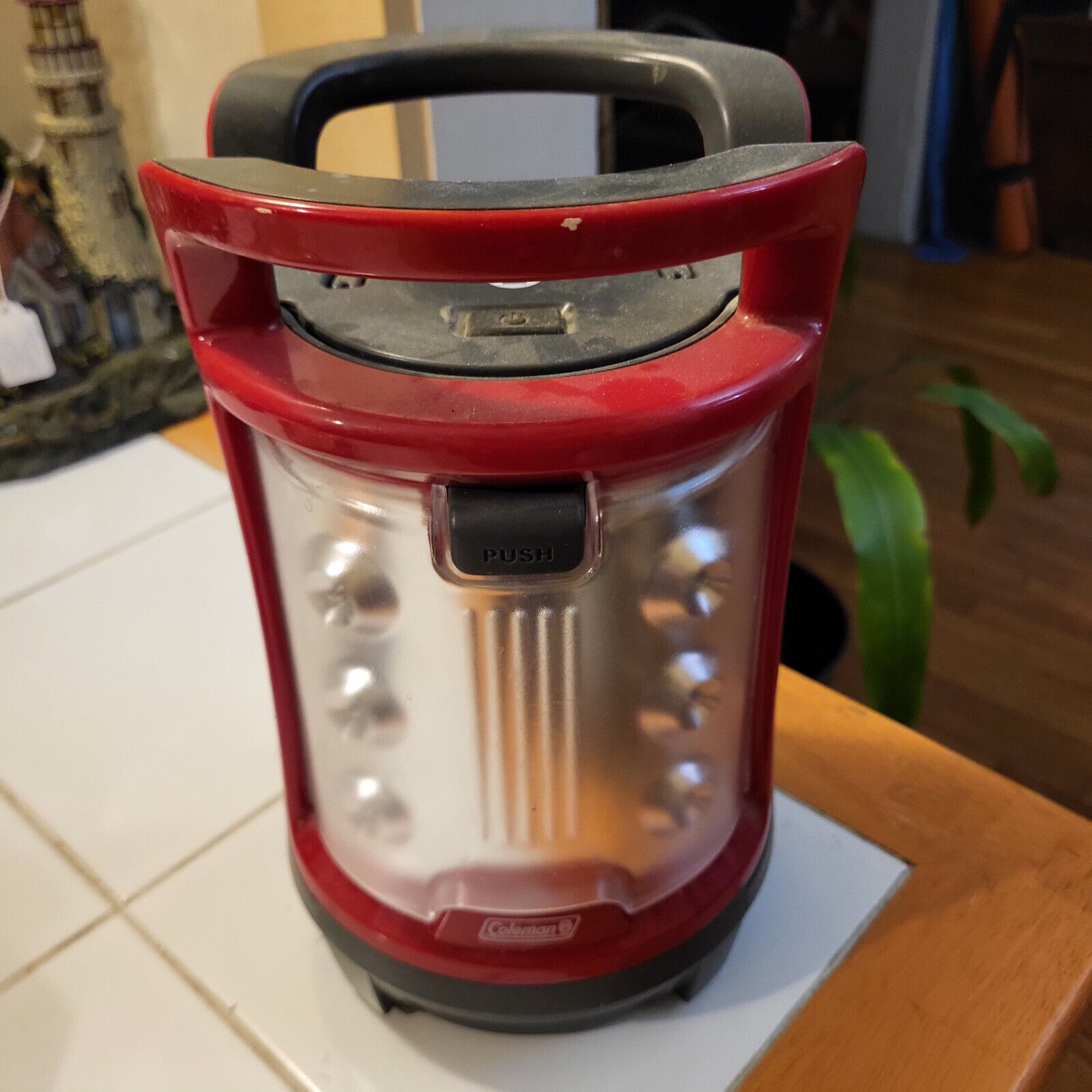 Coleman Red 4D CPX LED Duo Lantern | eBay Coleman Red 4D CPX LED Duo Lantern | eBay