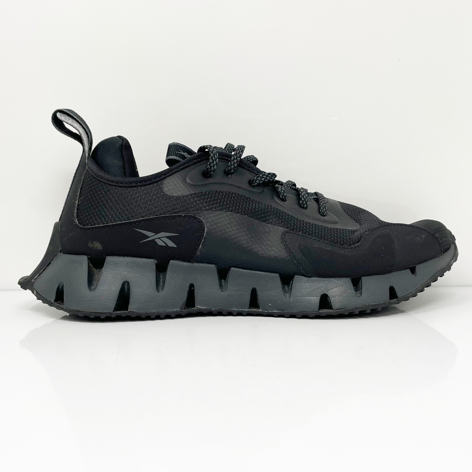 

Мужские кроссовки Reebok Zig Dynamica FY7062 черные кроссовки размер 8, Черный, Zig Dynamica