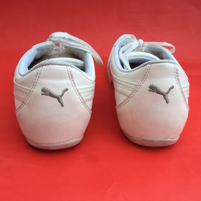 PUMA women's fashion white running walking athletic shoes size--8.5