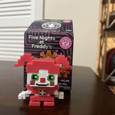 Funko Mystery Minis FNAF 8 Bit Baby  1/12  Special Delivery
